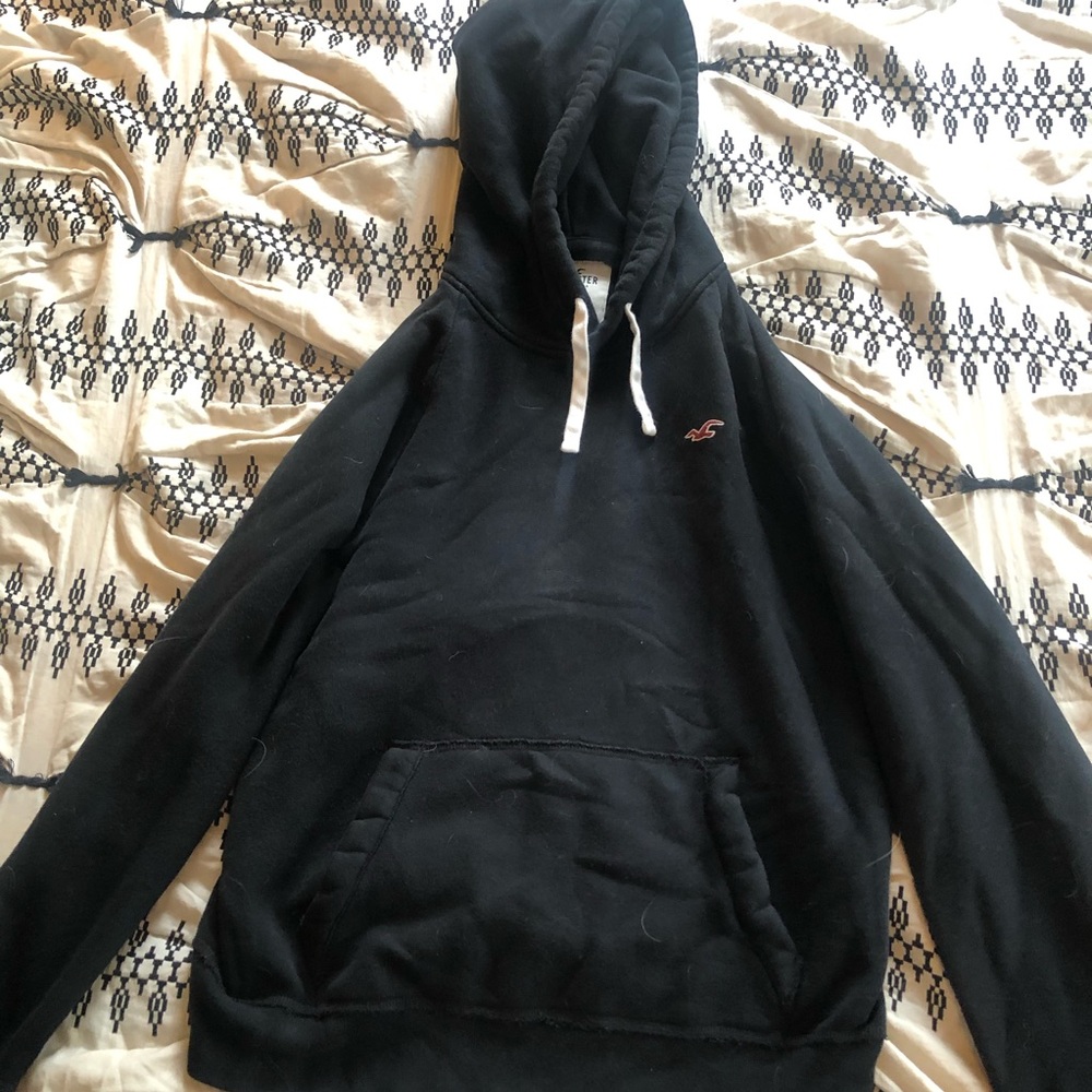 Hollister Men’s Black Hooded Pullover